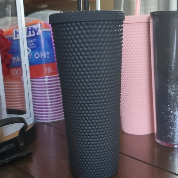 Starbucks cup - Picture 3 of 3